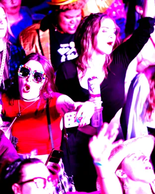 Broadway Rave Washington