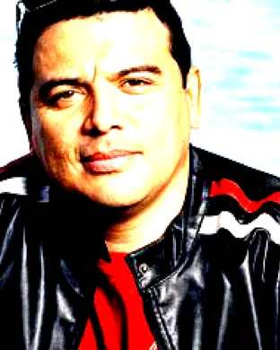 Carlos Mencia Arlington