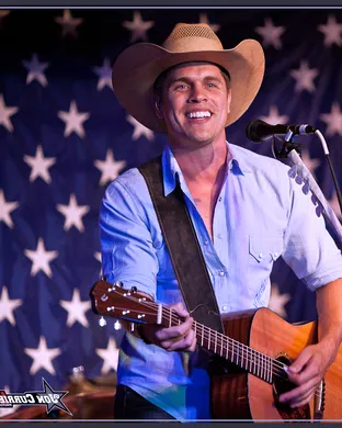 Dustin Lynch York