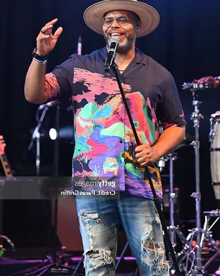 Eric Roberson Alexandria
