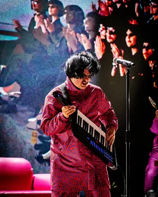 Oliver Tree Silver Spring