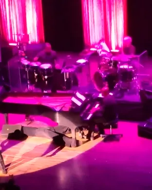 Paul Anka Washington