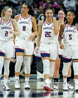 Uconn Huskies Women's Basketball Washington